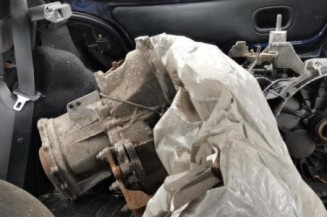 Leve vitre electrique avant gauche FORD FIESTA 4