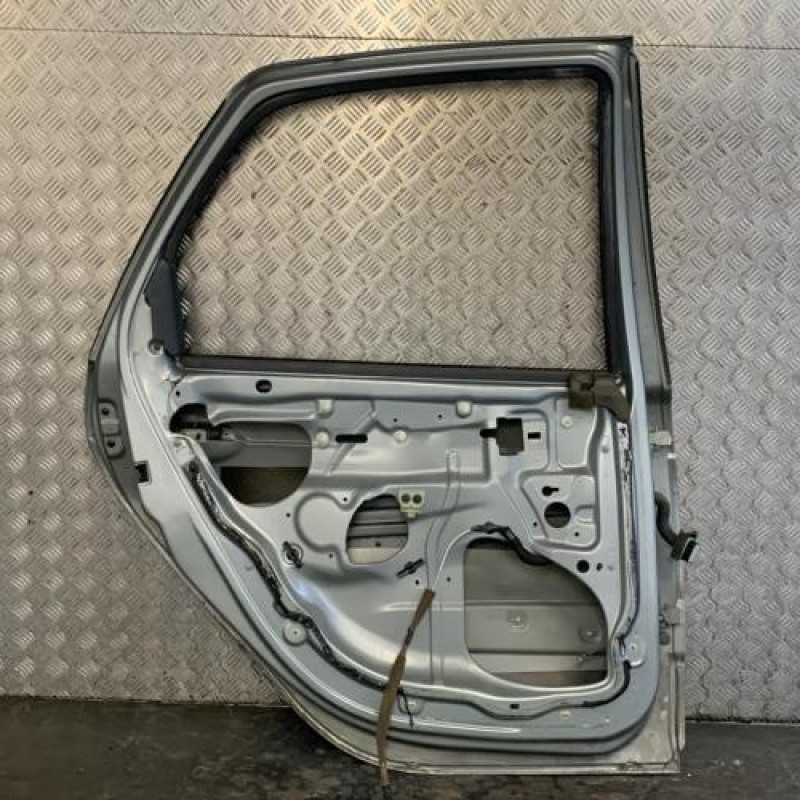 Porte arriere gauche RENAULT SCENIC 1 Photo n°4