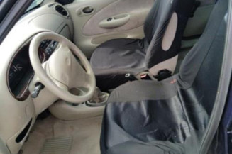 Feu arriere principal gauche (feux) FORD FIESTA 4
