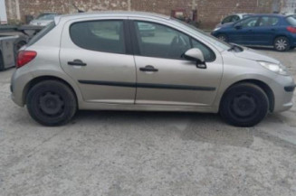 Vitre avant droit PEUGEOT 207
