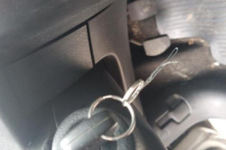 Vitre avant droit PEUGEOT 207