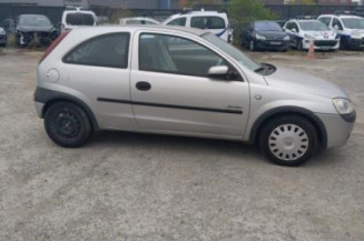 Serrure avant droit OPEL CORSA C