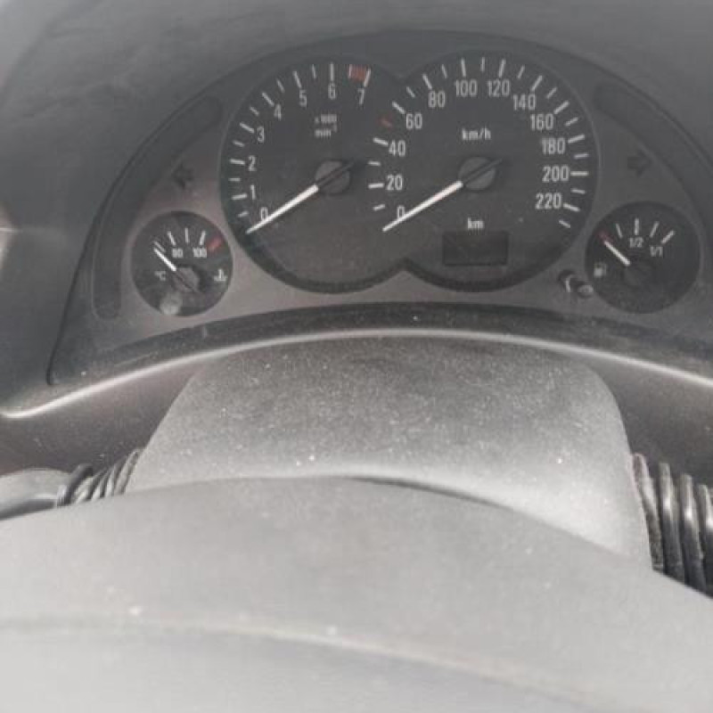 Serrure avant droit OPEL CORSA C Photo n°12