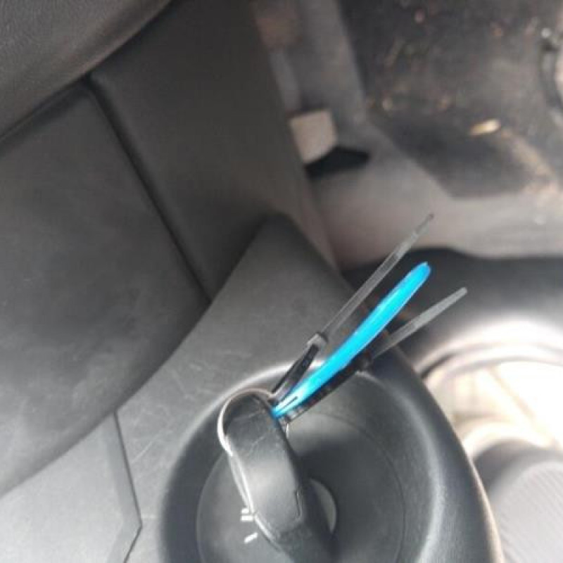 Serrure avant droit OPEL CORSA C Photo n°13