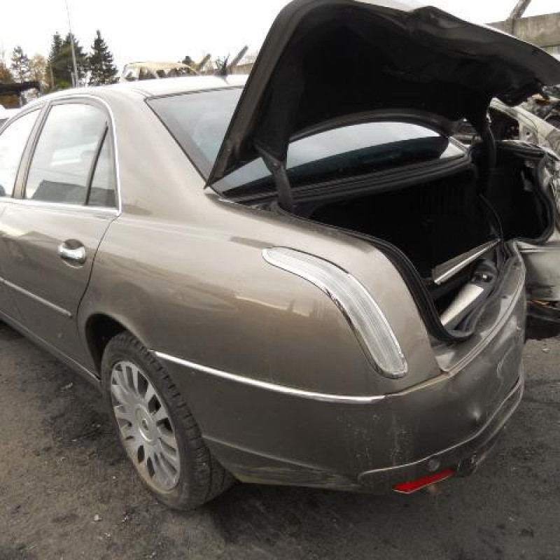 Jante LANCIA THESIS Photo n°7