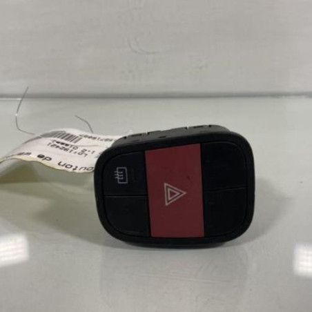 Bouton de warning FIAT QUBO Photo n°1