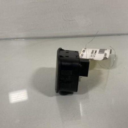 Bouton de warning FIAT QUBO