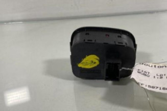 Bouton de warning FIAT QUBO