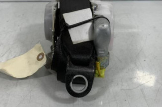 Pretensionneur de ceinture avant droit TOYOTA PRIUS 3