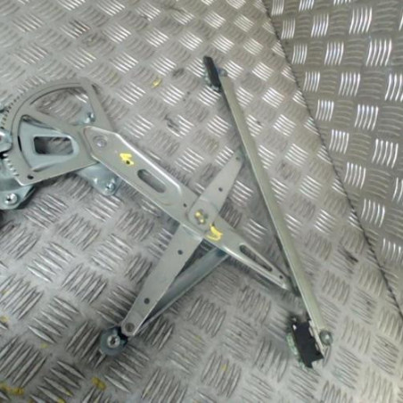 Leve vitre electrique avant droit TOYOTA PRIUS 3