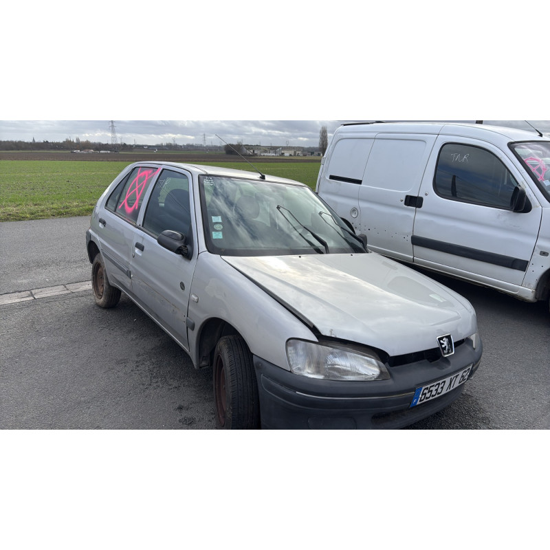 Bouton de warning PEUGEOT 106 Photo n°7