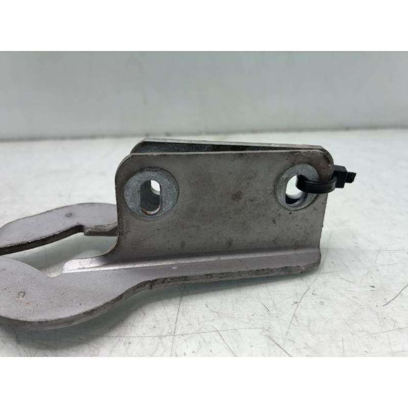 Charniere de capot PEUGEOT 106 Photo n°4