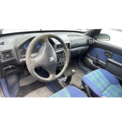Charniere de capot PEUGEOT 106