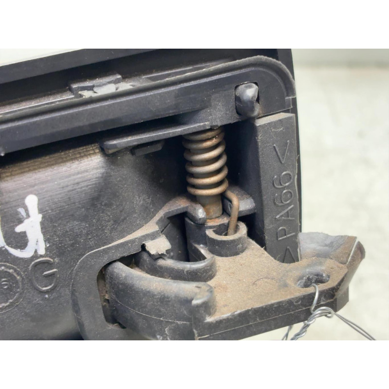 Poignee interieur arriere gauche PEUGEOT 106 Photo n°3
