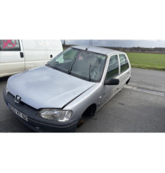 Poignee interieur avant gauche PEUGEOT 106