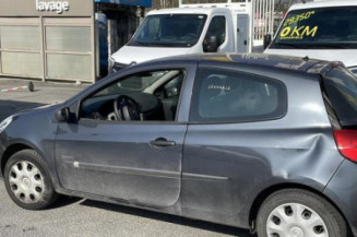 Pretensionneur de ceinture avant droit RENAULT CLIO 3