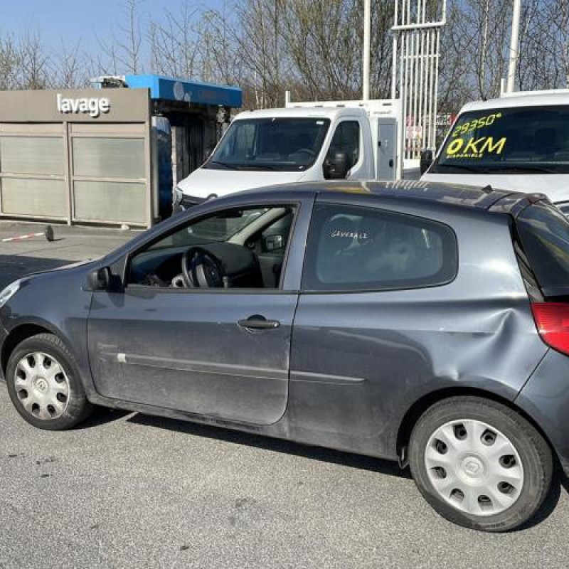 Pretensionneur de ceinture avant droit RENAULT CLIO 3 Photo n°7