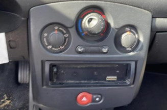 Pretensionneur de ceinture avant droit RENAULT CLIO 3