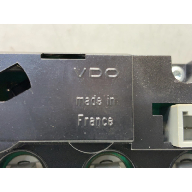 Compteur RENAULT TWINGO 1 Photo n°8