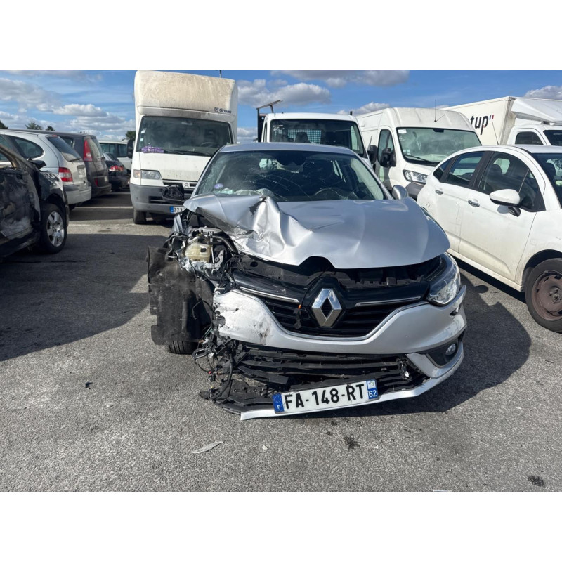 RENAULT MEGANE 4 PHASE 1 1.2i - 16V TURBO TCE 100 Photo n°18