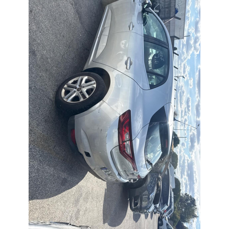 RENAULT MEGANE 4 PHASE 1 1.2i - 16V TURBO TCE 100 Photo n°28