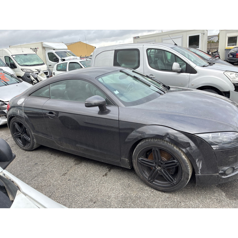 AUDI TT 2 COUPE PHASE 1 2.0 TDI - 16V TURBO QUATTRO 4X4 Photo n°11