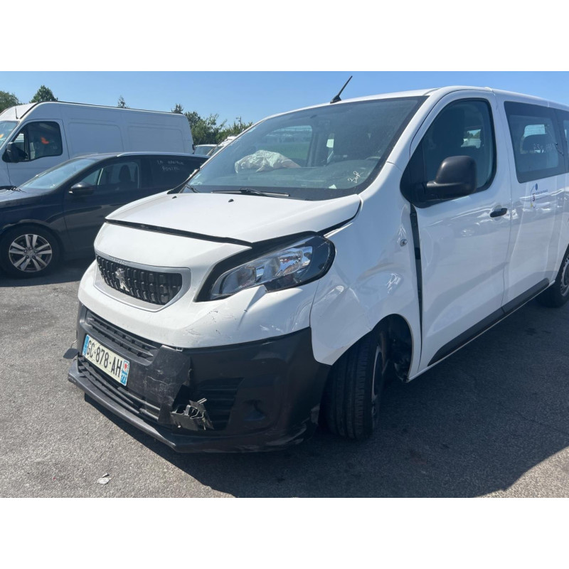 PEUGEOT TRAVELLER PHASE 1 1.5 BLUE HDI - 16V TURBO Photo n°2