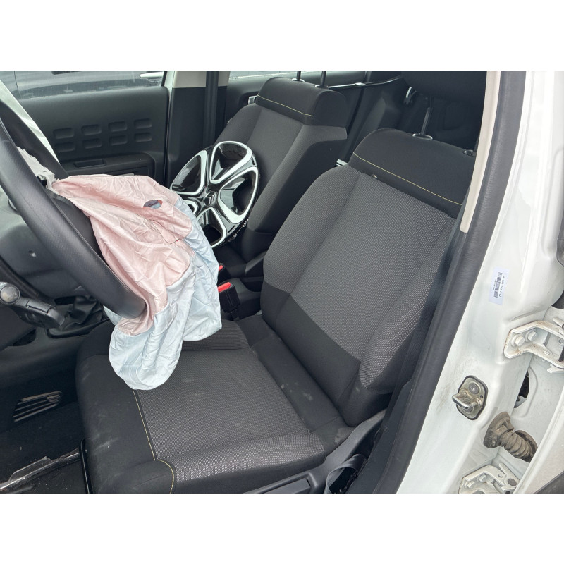 CITROEN C3 3 PHASE 2 1.5 BLUE HDI - 16V TURBO Photo n°21