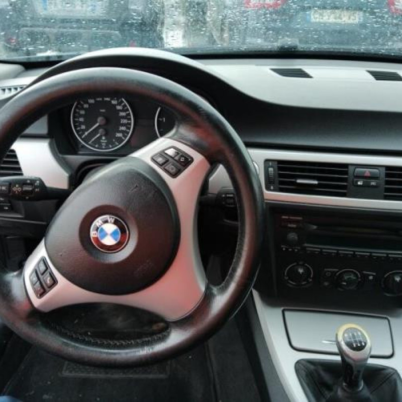 Porte avant droit BMW SERIE 3 E90 Photo n°15
