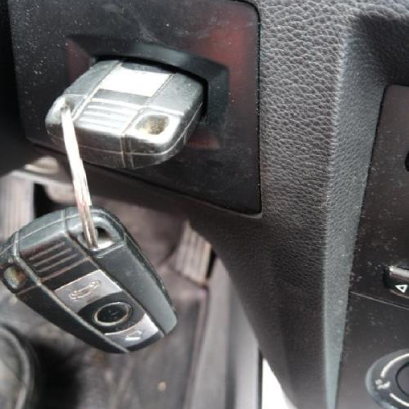 Porte avant droit BMW SERIE 3 E90 Photo n°19