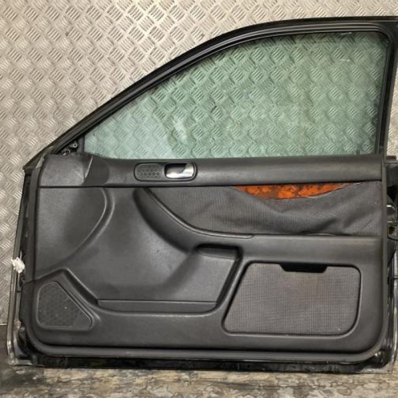 Porte avant droit AUDI A3 1 Photo n°4