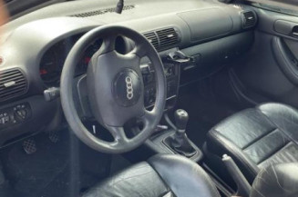 Porte avant droit AUDI A3 1