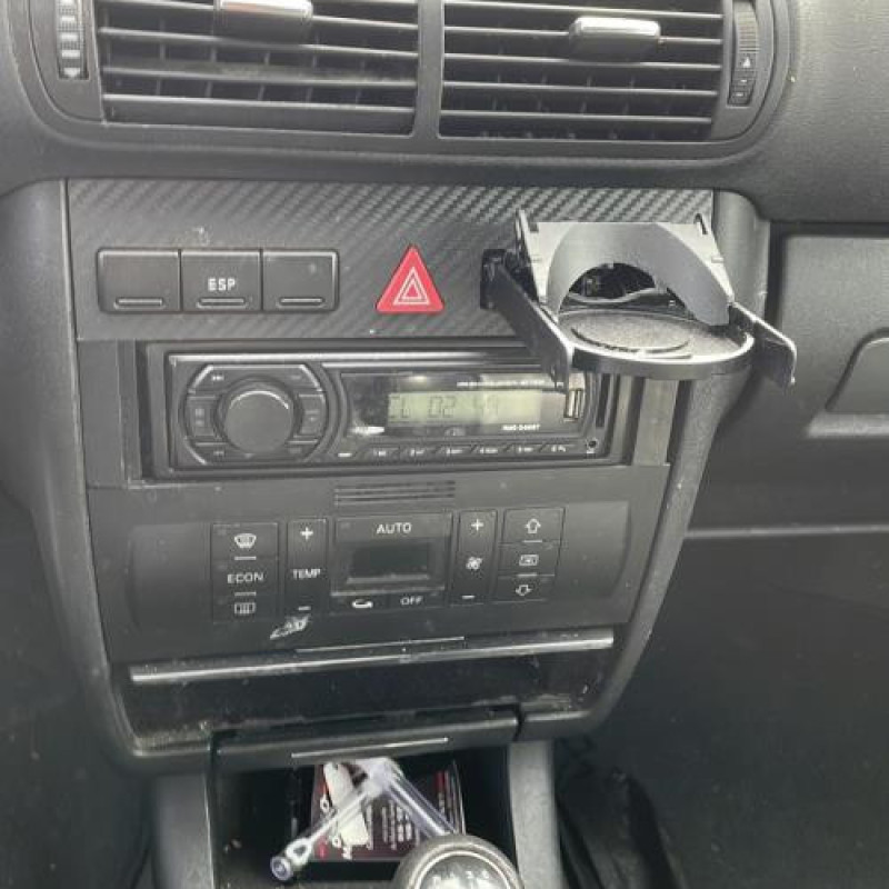 Porte avant droit AUDI A3 1 Photo n°14