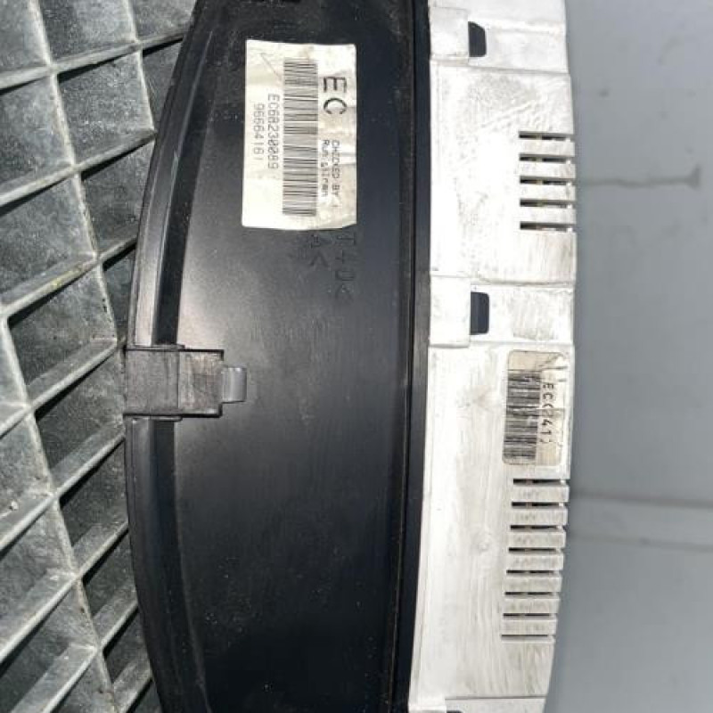 Compteur CHEVROLET MATIZ 2 Photo n°3