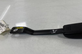 Attache ceinture avant droit SUZUKI SX4 1