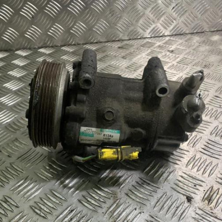 Compresseur clim SUZUKI SX4 1 Photo n°1