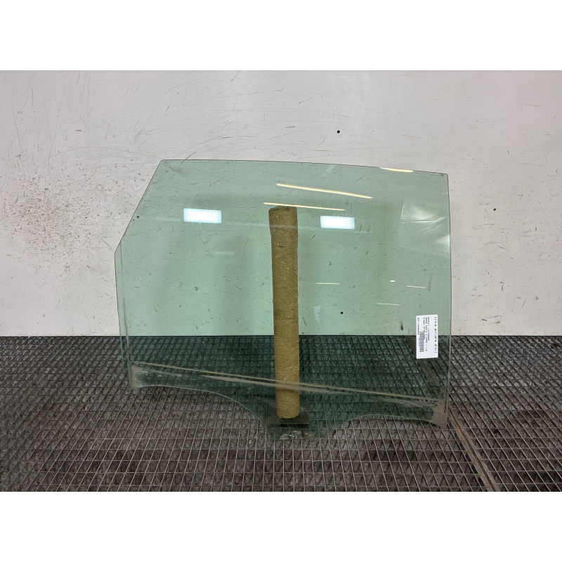 Vitre arriere droit RENAULT GRAND SCENIC 2 Photo n°4