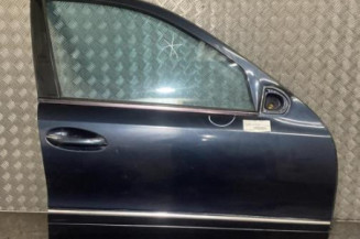 Porte avant droit MERCEDES CLASSE E 211 Photo n°1