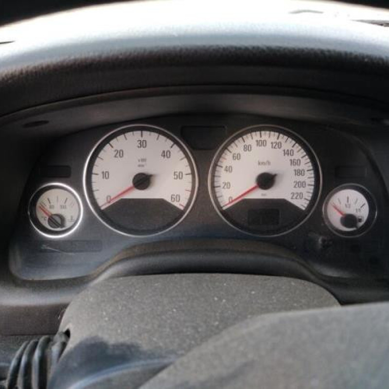 Moteur essuie glace arriere OPEL ASTRA G Photo n°9