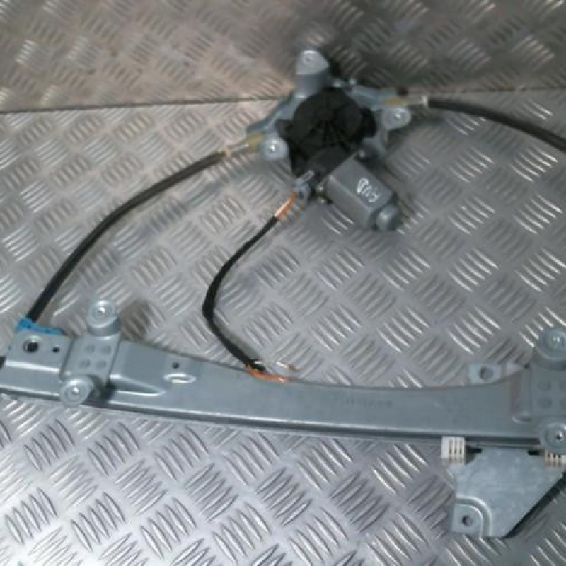 Leve vitre electrique avant gauche RENAULT TWINGO 2 Photo n°1