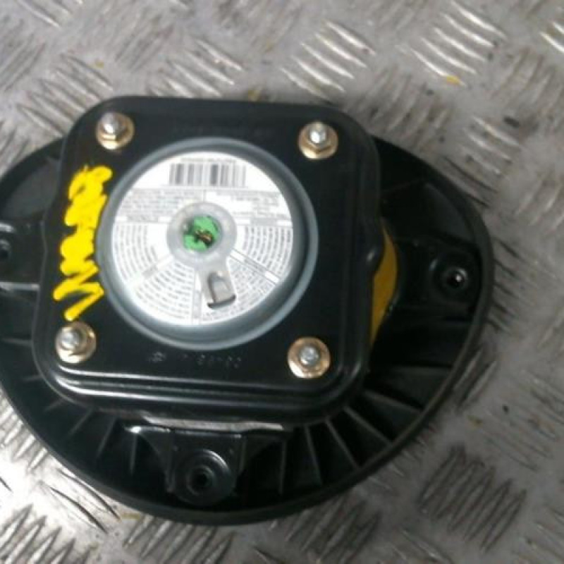 Air bag conducteur FIAT PUNTO 2 Photo n°2
