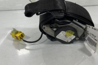 Pretensionneur de ceinture avant droit VOLKSWAGEN POLO 4