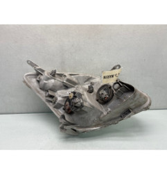 Optique avant principal gauche (feux)(phare) TOYOTA COROLLA VERSO 1