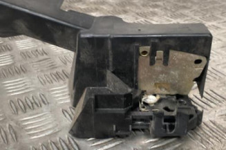 Serrure avant droit RENAULT CLIO 2