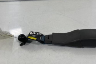 Attache ceinture arriere droit TOYOTA PRIUS 2