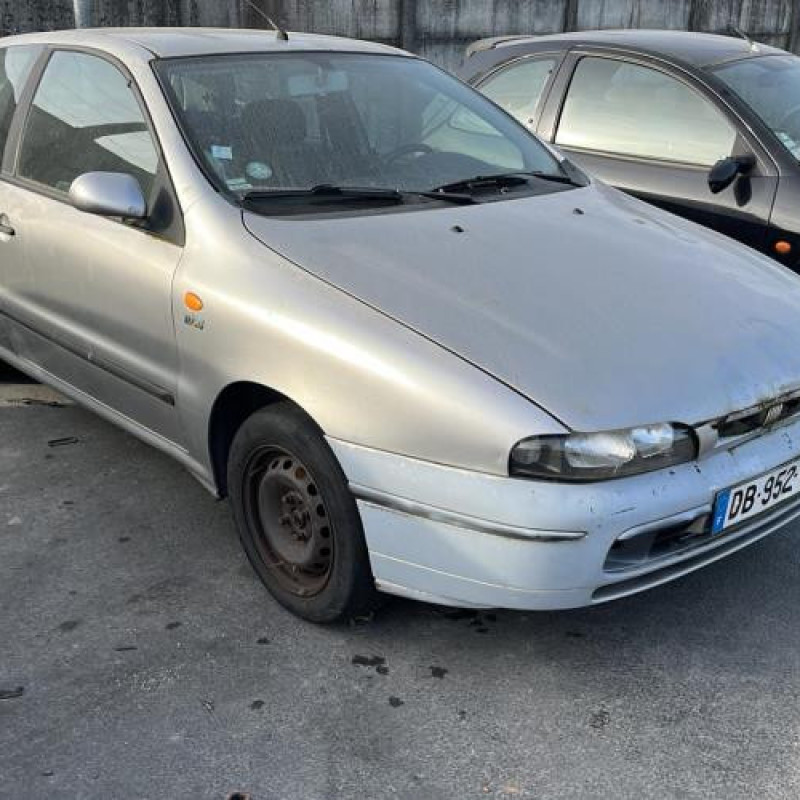 Bras essuie glace arriere FIAT BRAVO 1 Photo n°3