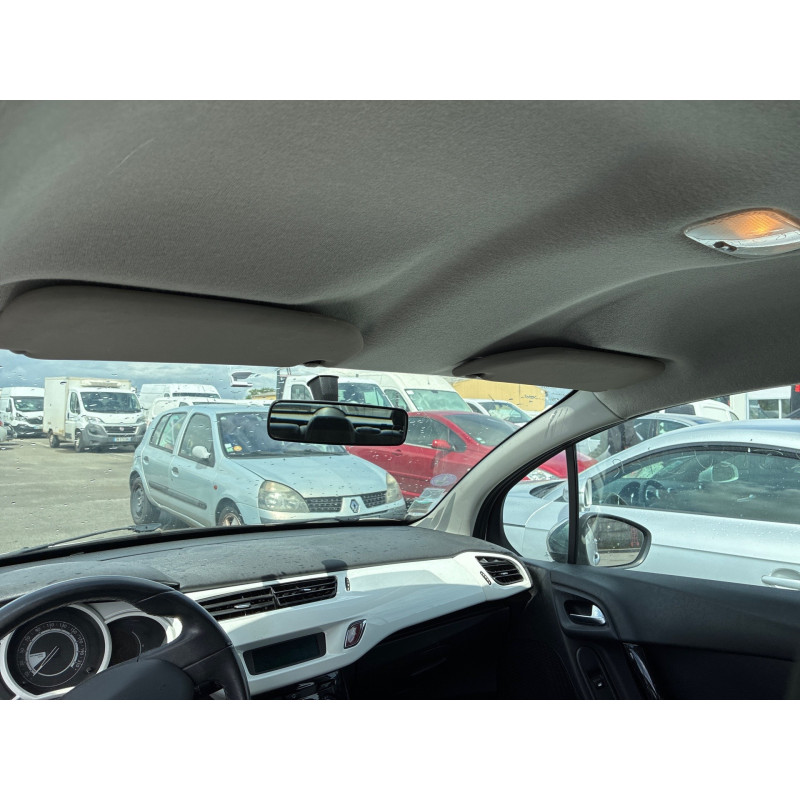 Vitre avant gauche CITROEN C3 2 Photo n°16