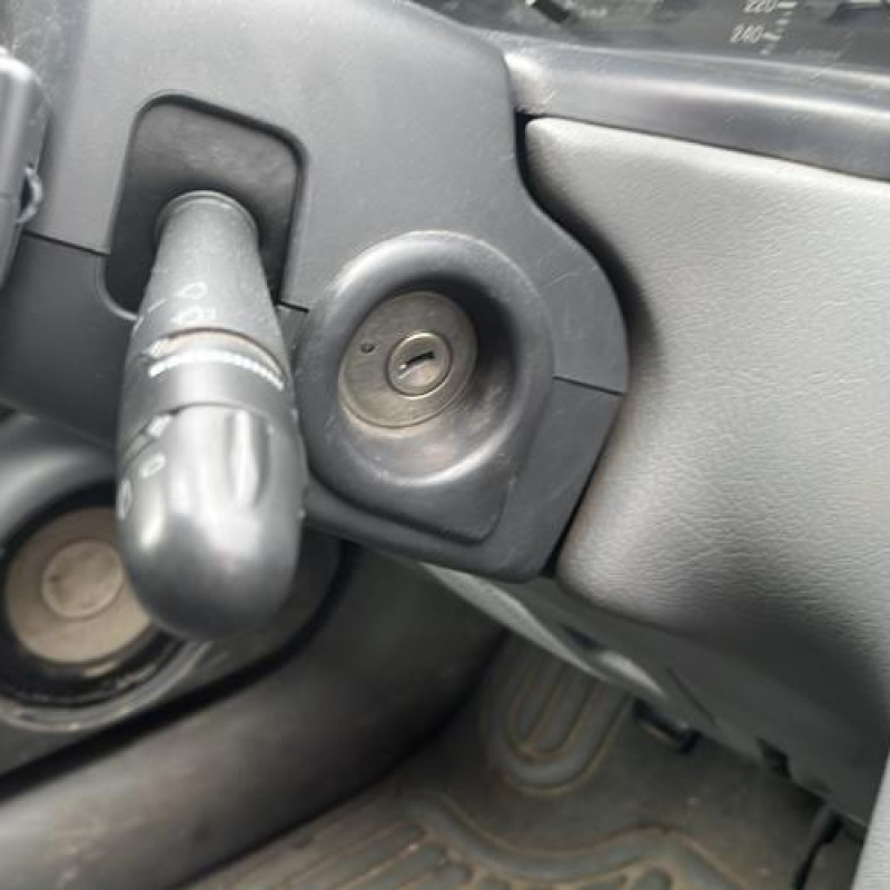 Interrupteur de leve vitre avant gauche RENAULT LAGUNA 1 Photo n°14