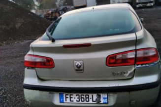 Feu arriere stop central RENAULT LAGUNA 2