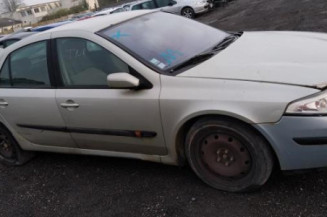 Feu arriere stop central RENAULT LAGUNA 2